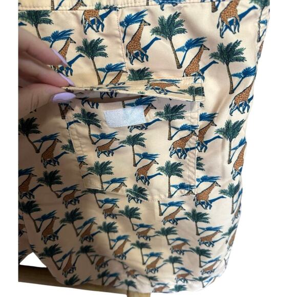 Retromarine Banana Republic NWT Swim Shorts Giraffe Print Mesh Lining Size XL - Picture 8 of 13